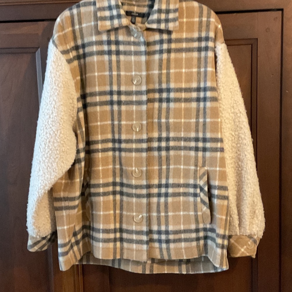 Plaid Women’s Jacket with Sherpa Sleeves